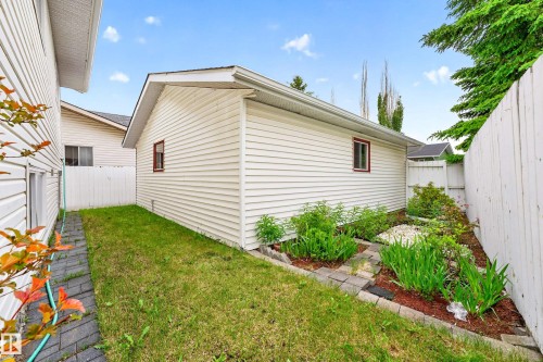 18351 77 Avenue Nw, Edmonton, AB 