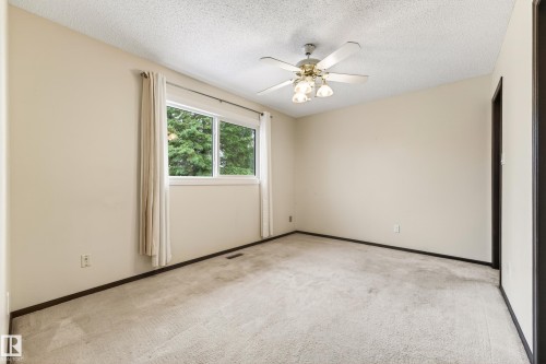 18351 77 Avenue Nw, Edmonton, AB 