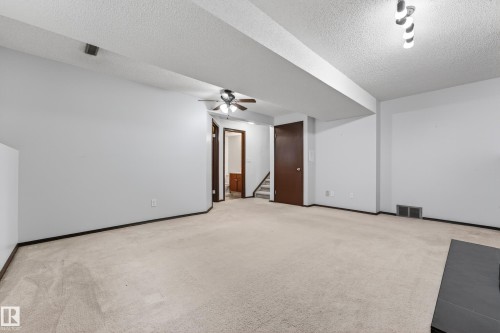 18351 77 Avenue Nw, Edmonton, AB 