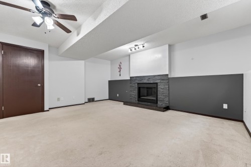 18351 77 Avenue Nw, Edmonton, AB 