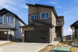 2315 Crossbill Court NW  Edmonton, AB T5S 0Y7