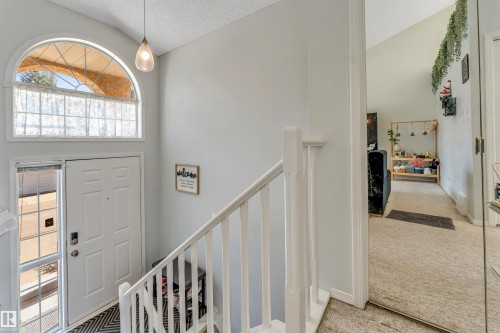 1646 Jamha Rd Nw, Edmonton, AB 