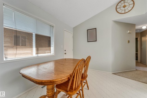 1646 Jamha Rd Nw, Edmonton, AB 