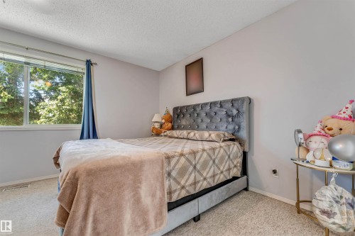 1646 Jamha Rd Nw, Edmonton, AB 