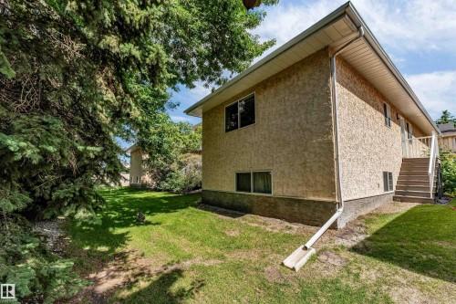 1646 Jamha Rd Nw, Edmonton, AB 