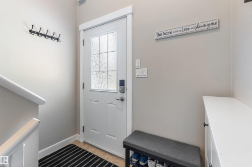 1404 Graybriar Green, Stony Plain, AB - Indoor Photo Showing Other Room