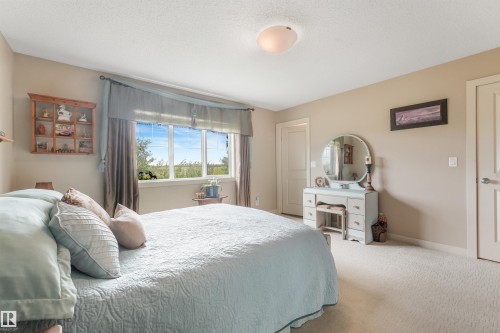 2397 Sparrow Crescent Nw, Edmonton, AB 