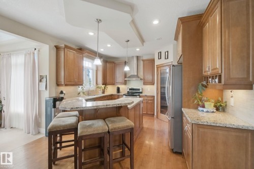 6415 Sandin Crescent Nw, Edmonton, AB 