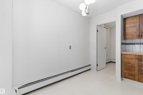 #1201 8220 Jasper Av Nw, Edmonton, AB 