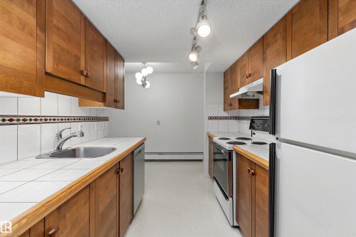 #1201 8220 Jasper Av Nw, Edmonton, AB 