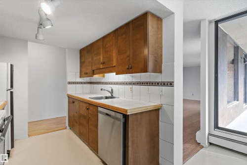 #1201 8220 Jasper Av Nw, Edmonton, AB 