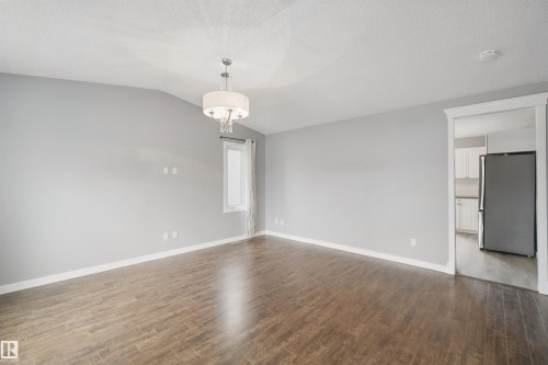 12319 47 Street Nw, Edmonton, AB 