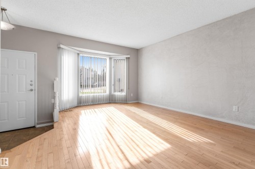 8144 190 Street Nw, Edmonton, AB 
