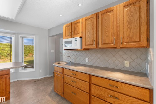 8144 190 Street Nw, Edmonton, AB 