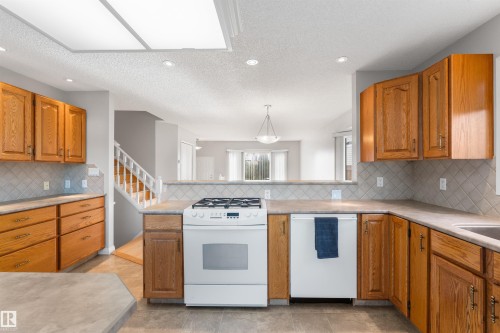 8144 190 Street Nw, Edmonton, AB 