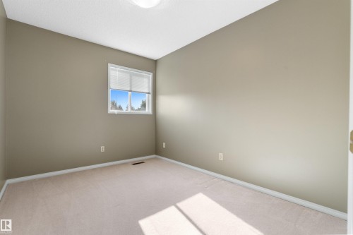 8144 190 Street Nw, Edmonton, AB 