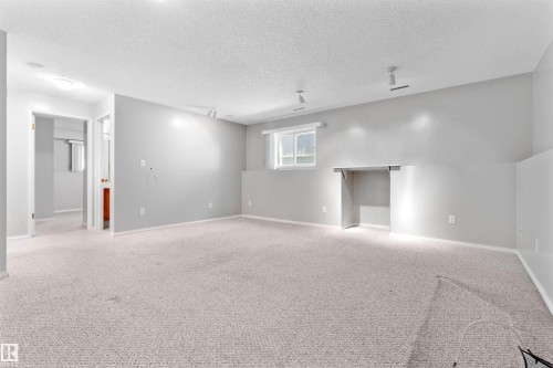 8144 190 Street Nw, Edmonton, AB 