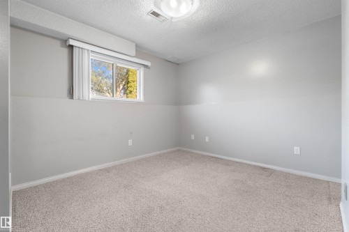 8144 190 Street Nw, Edmonton, AB 