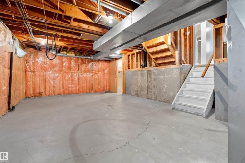 8144 190 Street Nw, Edmonton, AB 