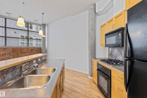 #202 10123 112 St Nw, Edmonton, AB 