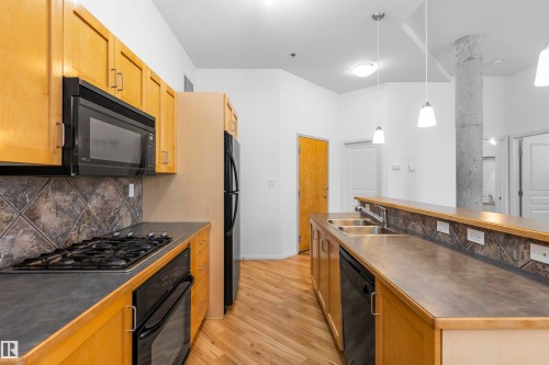 #202 10123 112 St Nw, Edmonton, AB 