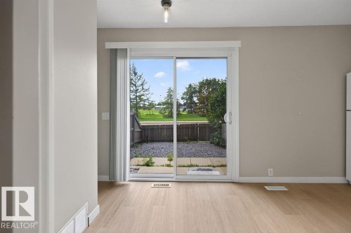 18072 93 Avenue Nw, Edmonton, AB 