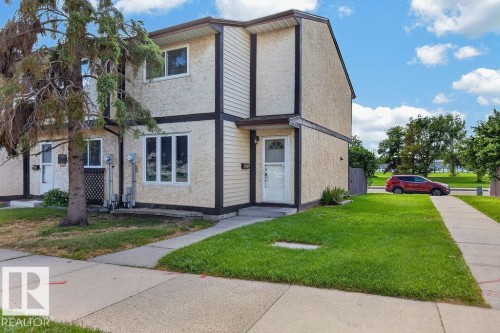 18072 93 Avenue NW  Edmonton, AB T5T 1Y1