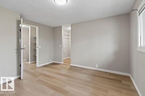 18072 93 Avenue Nw, Edmonton, AB 