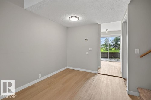 18072 93 Avenue Nw, Edmonton, AB 