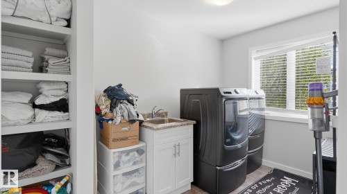 5839 Mullen Place Nw, Edmonton, AB 