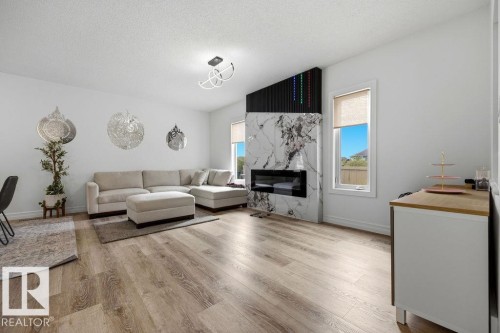 13703 166 Avenue Nw, Edmonton, AB - Indoor Photo Showing Living Room With Fireplace