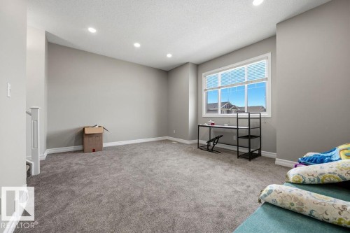 13703 166 Avenue Nw, Edmonton, AB - Indoor