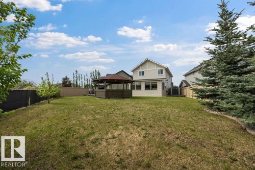 13703 166 Avenue Nw, Edmonton, AB - Outdoor