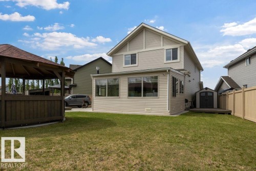13703 166 Avenue Nw, Edmonton, AB - Outdoor