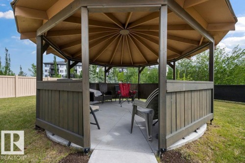 13703 166 Avenue Nw, Edmonton, AB - Outdoor