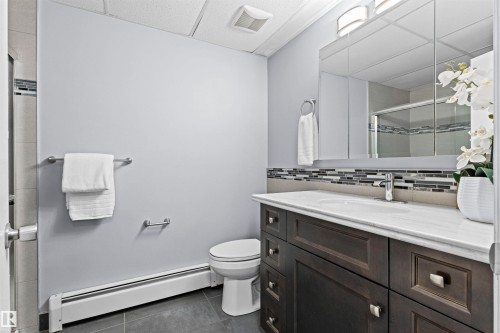 #7 10032 113 St Nw, Edmonton, AB 