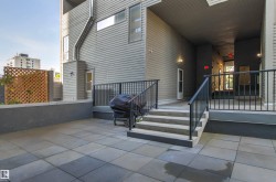 Building Courtyard, unit entrance - 