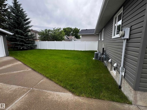 14210 22A Street Nw, Edmonton, AB 