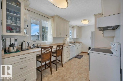 14210 22A Street Nw, Edmonton, AB 