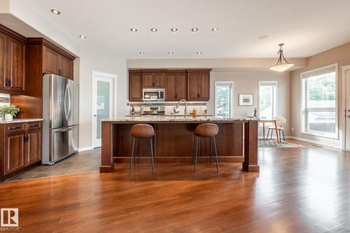 11122 52 Street Nw, Edmonton, AB 