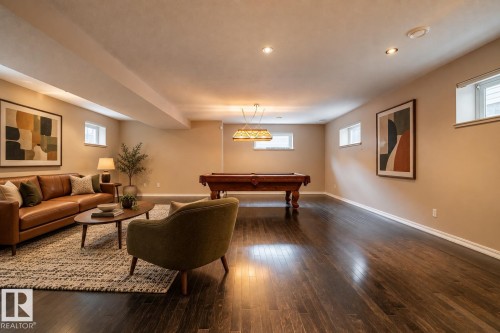 11122 52 Street Nw, Edmonton, AB 
