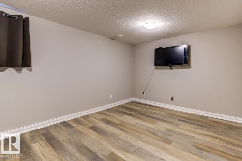 11612 17 Avenue Sw, Edmonton, AB 