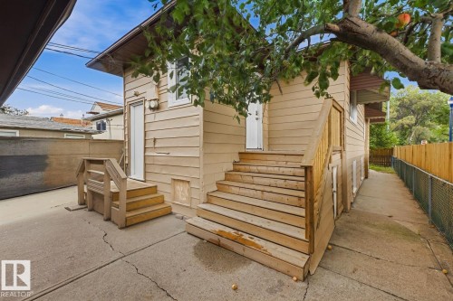 10704 96 Street Nw, Edmonton, AB 