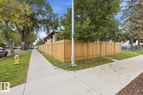 10704 96 Street Nw, Edmonton, AB 