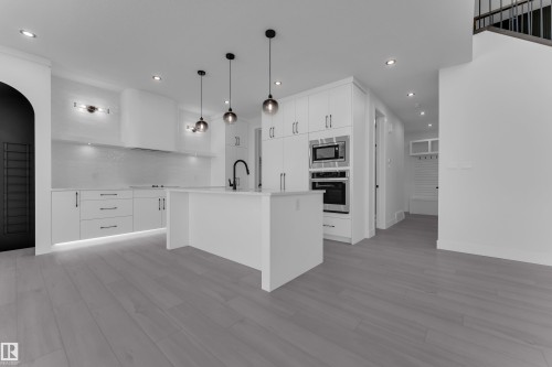 266 Falcon Crescent, Leduc, AB 