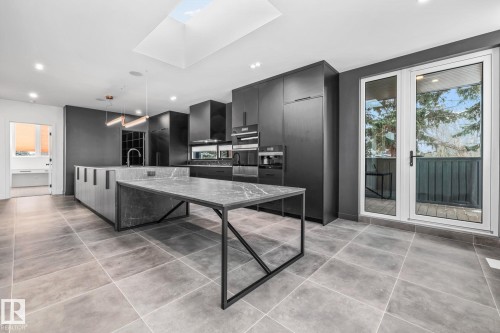 8815 142 Street Nw, Edmonton, AB 
