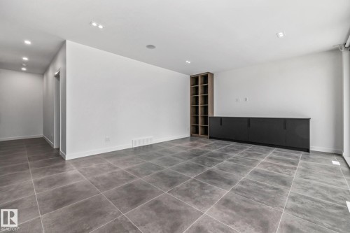 8815 142 Street Nw, Edmonton, AB 