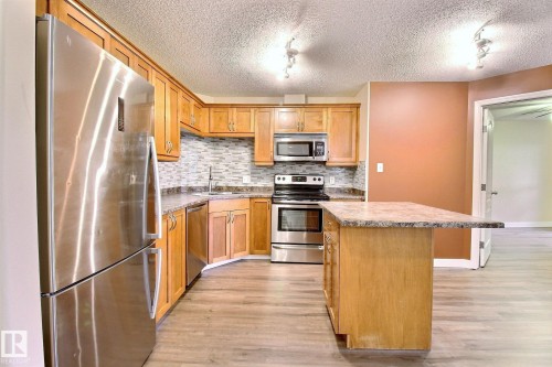 #1122 330 Clareview Station Dr Nw, Edmonton, AB 