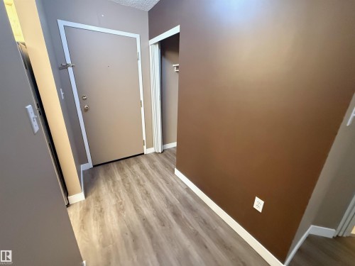 #103 9620 174 St Nw, Edmonton, AB 