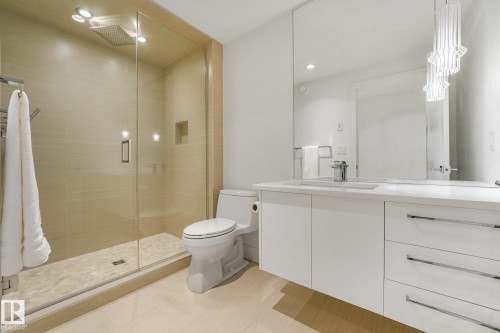 3328 Cameron Heights Landing Nw, Edmonton, AB - Indoor Photo Showing Bathroom